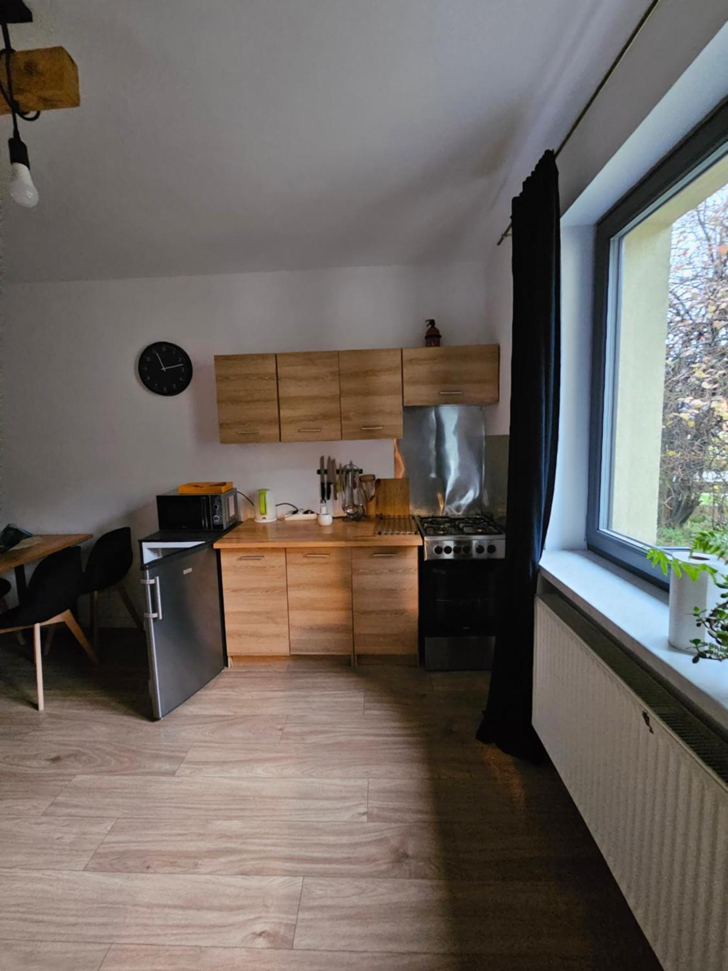 Zawoja Nad Korona Z Jacuzzi Villa Bagian luar foto
