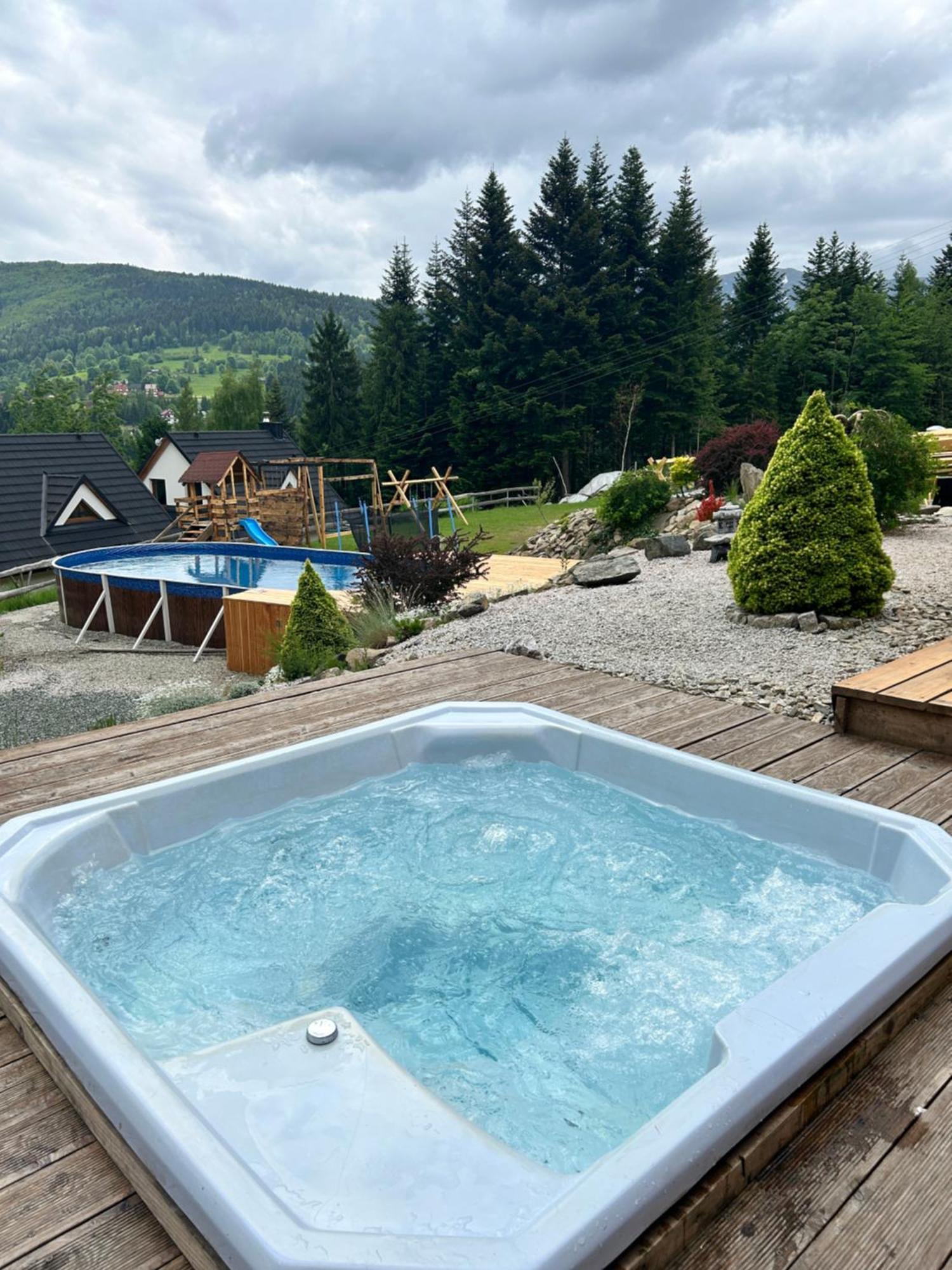 Zawoja Nad Korona Z Jacuzzi Villa Bagian luar foto